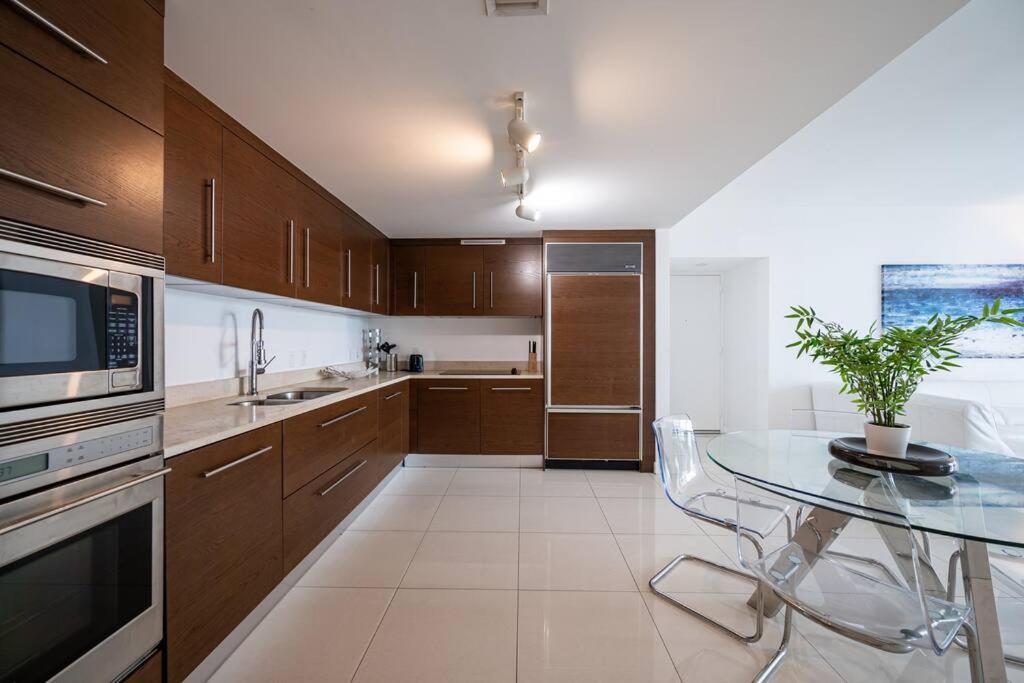 Apartamento Iconic Icon W Unit - Pool & Ocean Views